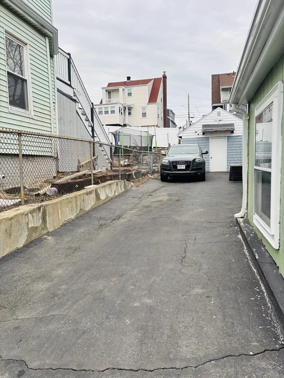 55 Woodlawn Ave, Chelsea