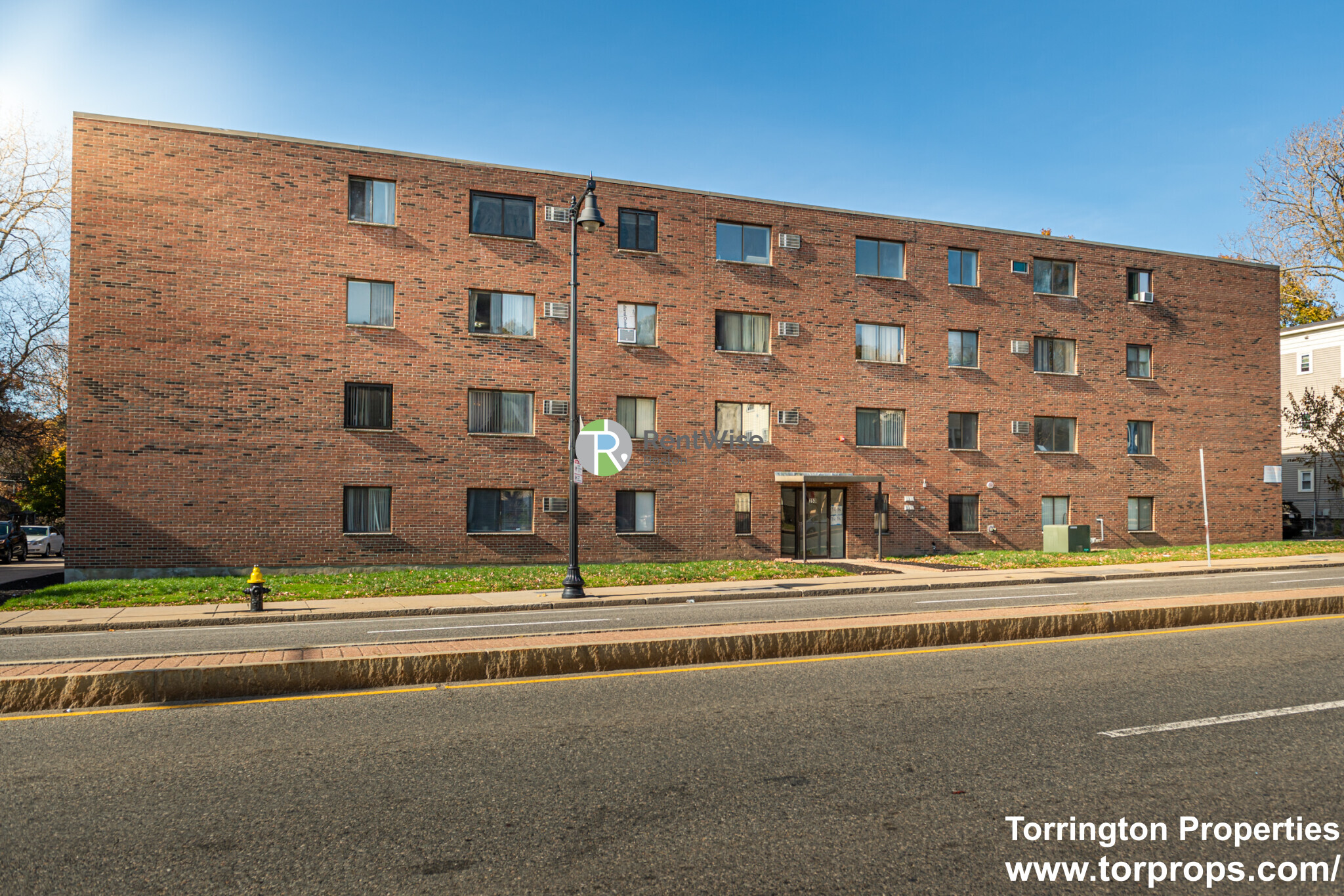 253 Hyde Park Ave, Jamaica Plain