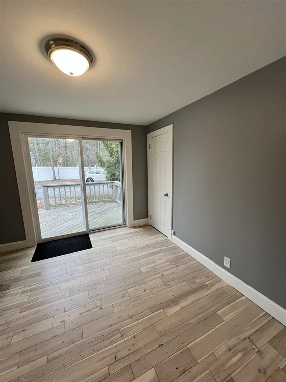 146 Allen Rd, North Easton