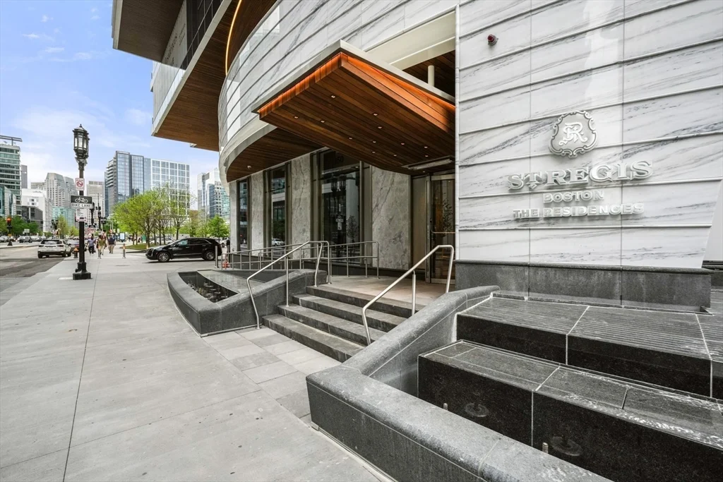 150 Seaport Blvd, Seaport District
