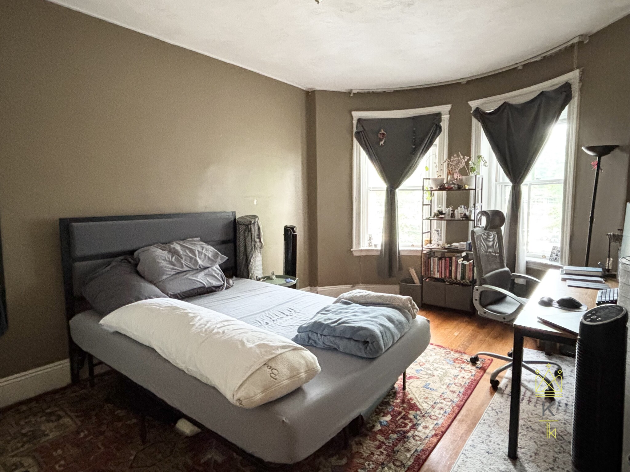 1901 Beacon St, Brookline