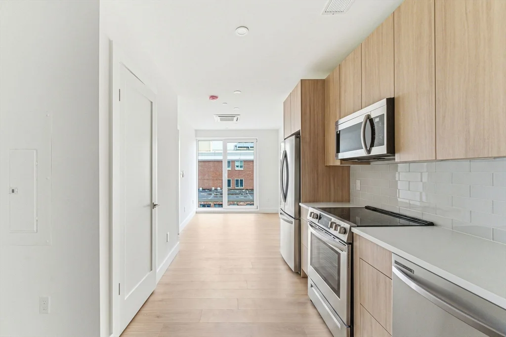 1035 Commonwealth Ave, Allston