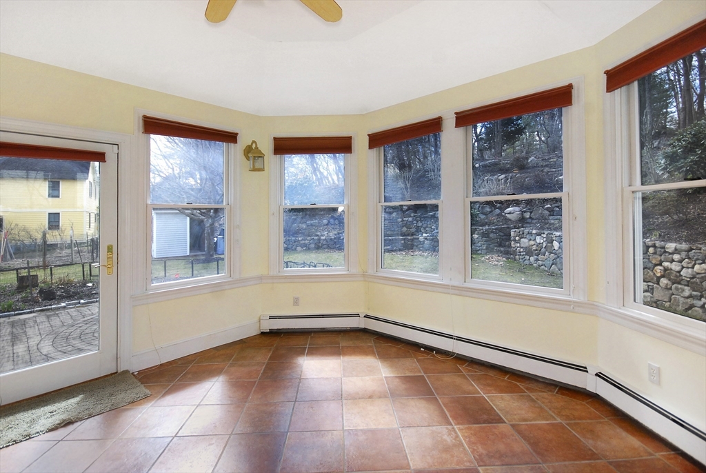 20 Blossom St, Lexington