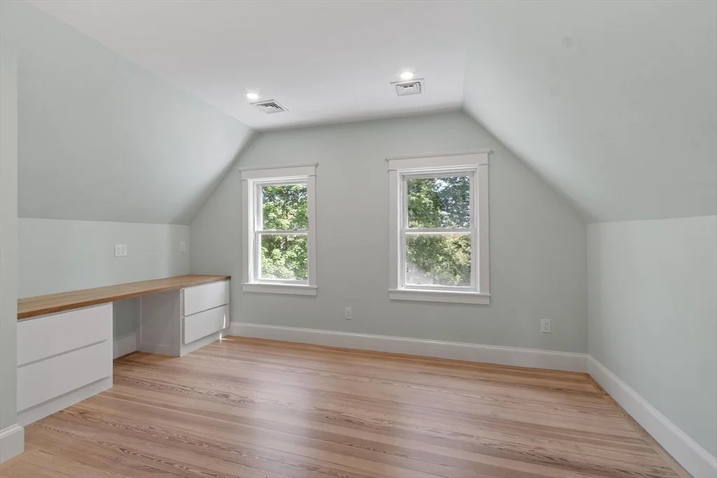 61 Warren St, West Medford