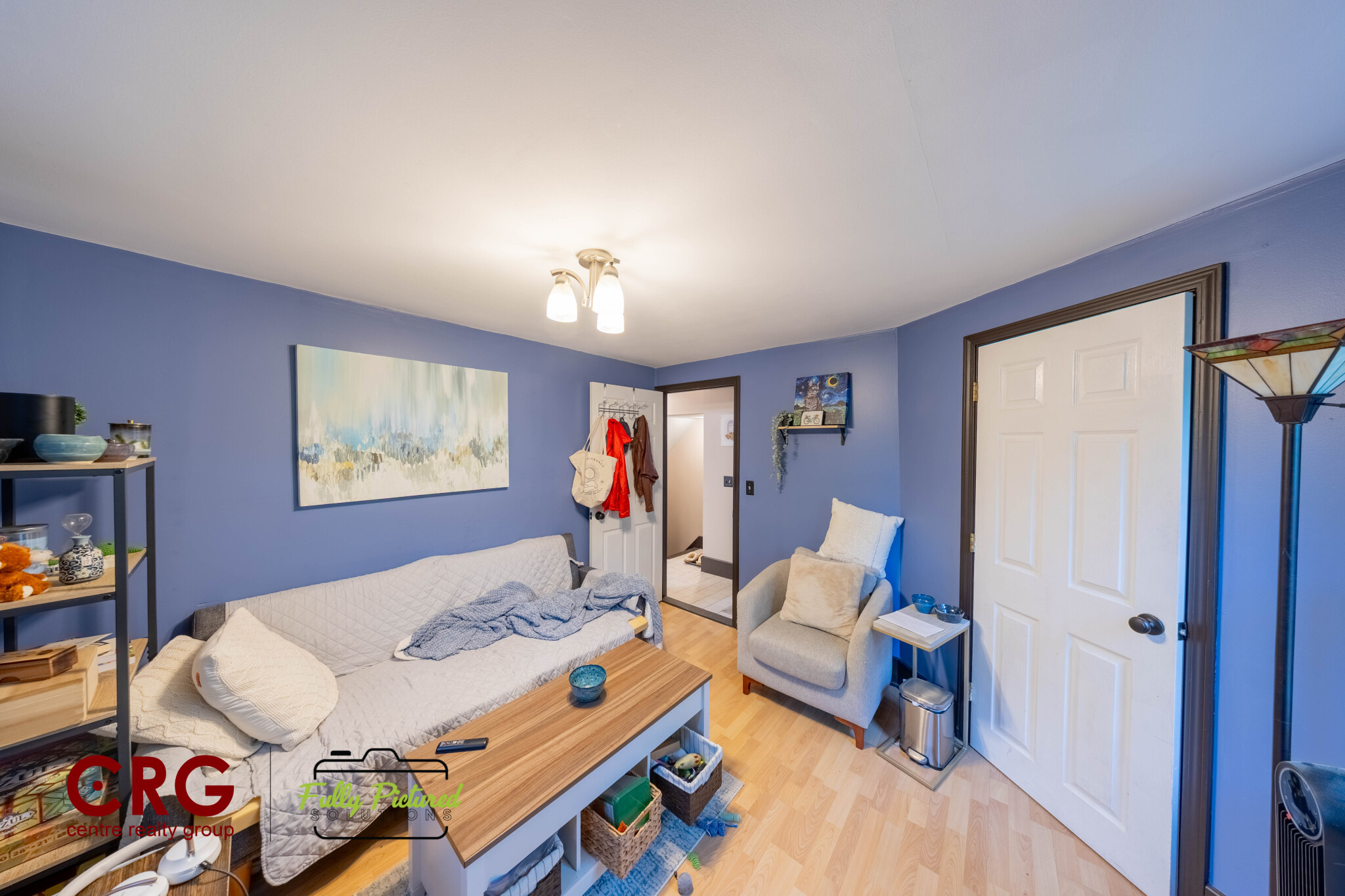 11 Beecher Ter, Thompsonville