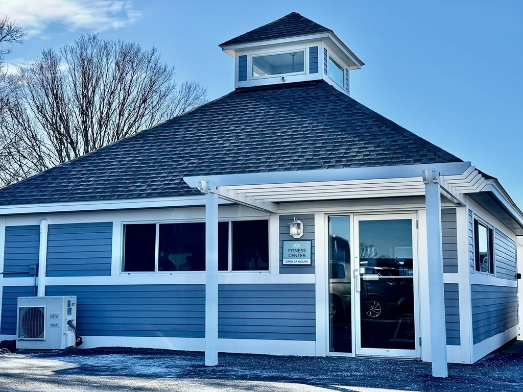 145 Essex Ave, Gloucester