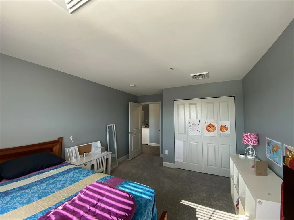 318 Rindge Ave, North Cambridge