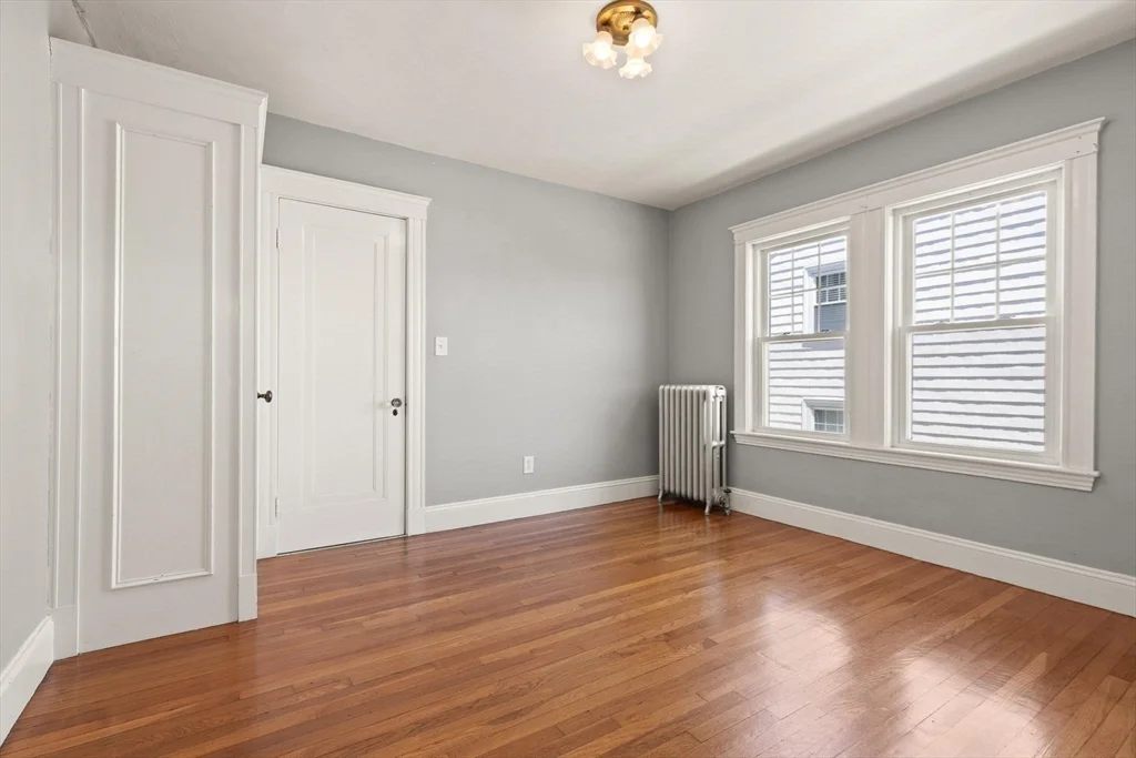 1521 Centre St, West Roxbury