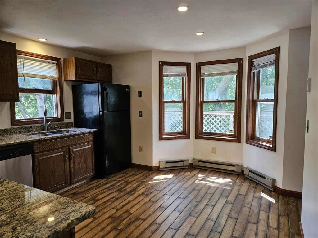 14 Travis, Worcester