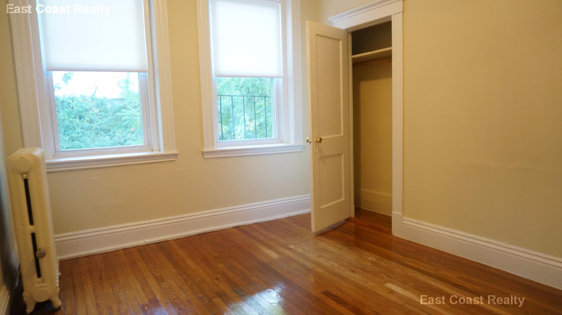 161 Kelton St, Allston