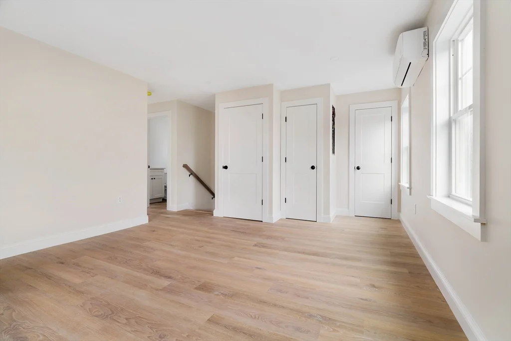121 Fayette, Quincy