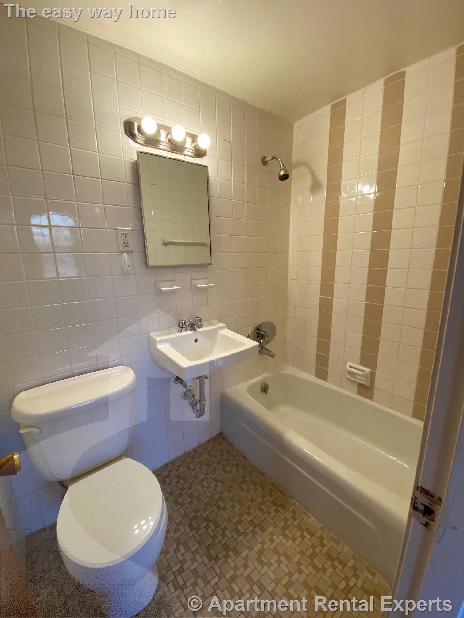 172 N Beacon St, Brighton