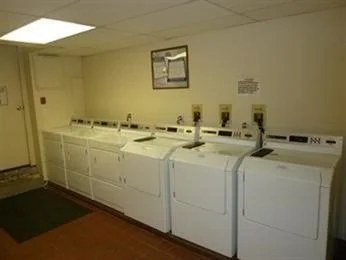 40 Saint Botolph St, Back Bay