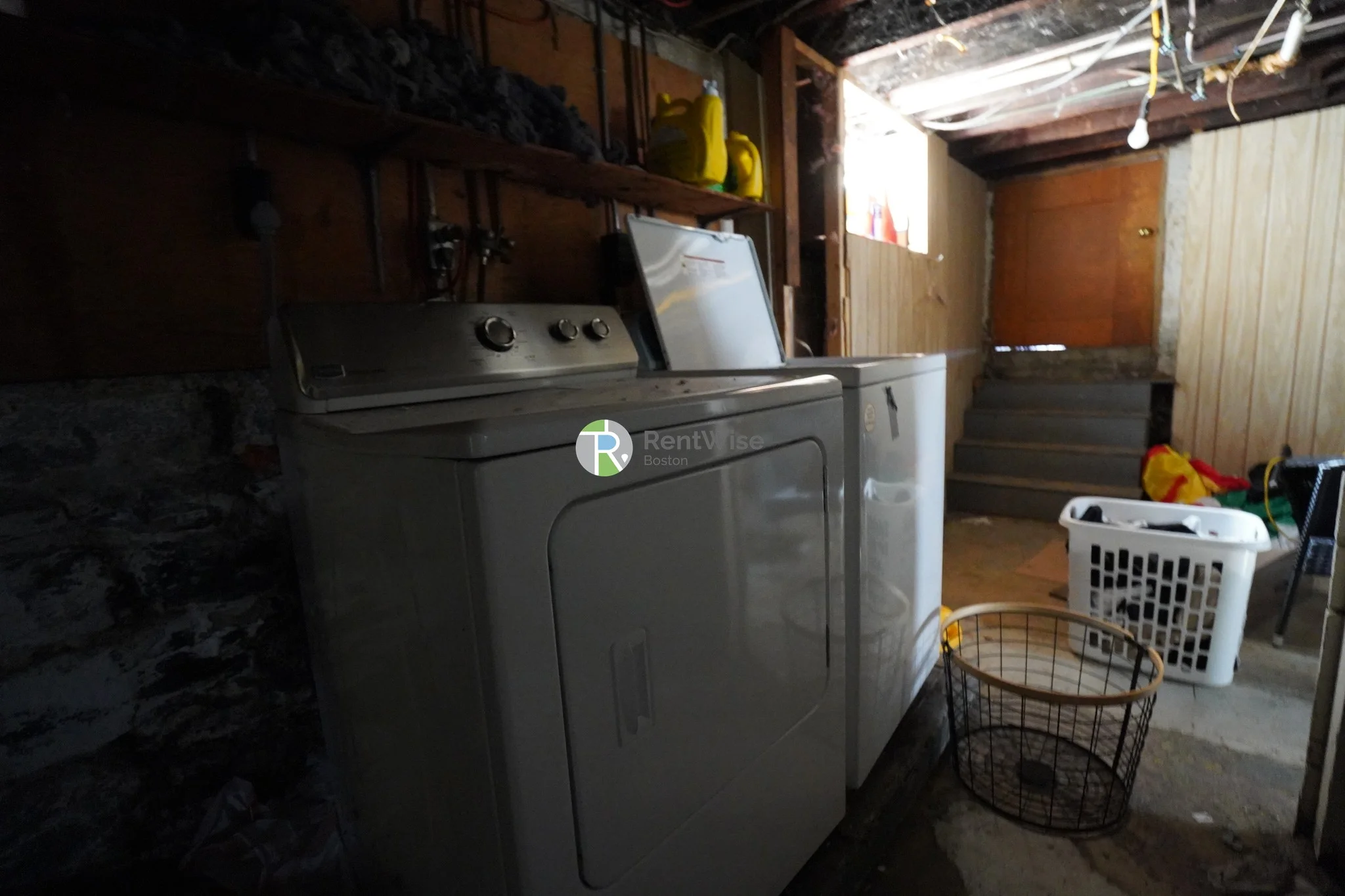 52 Pearson Rd, Tufts