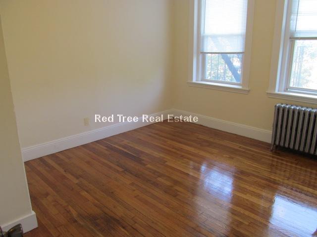 127 Washington St, Brighton