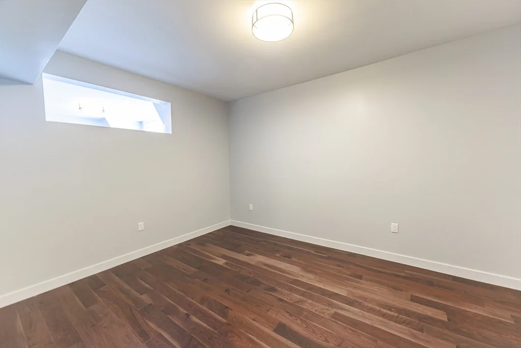 136 Babcock St, North Brookline