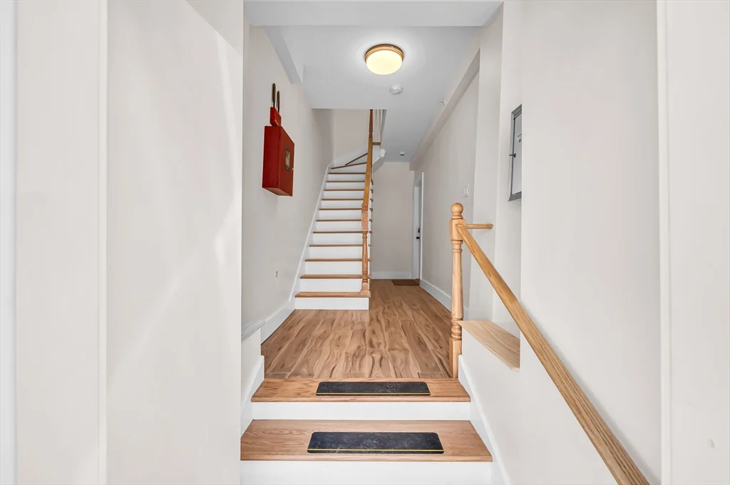 465 East Eight, South Boston