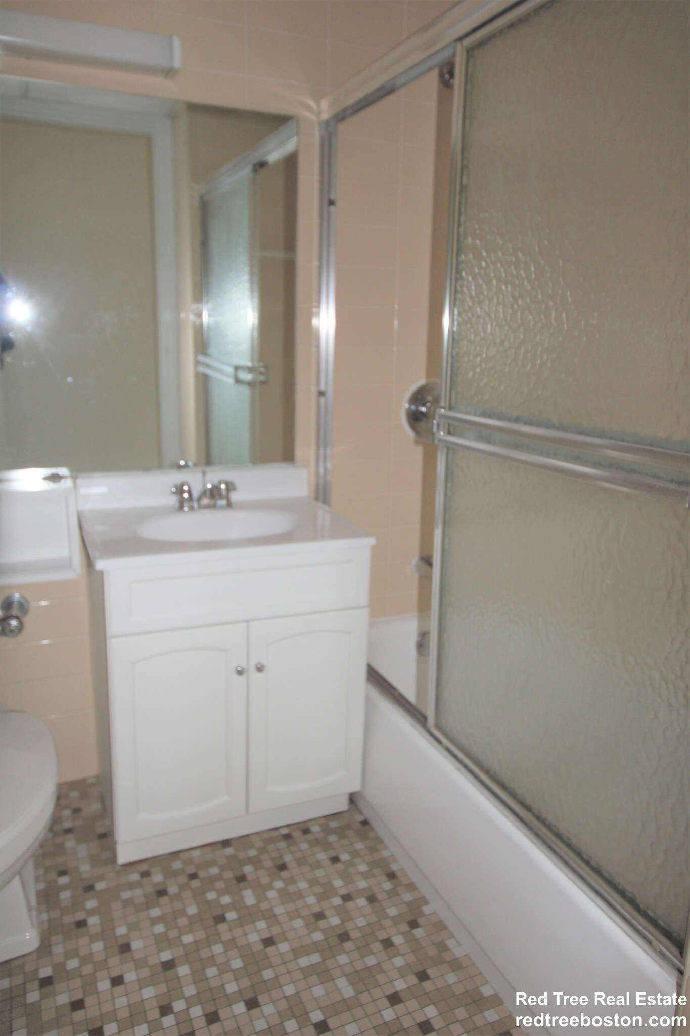 62 Boylston St, Midtown