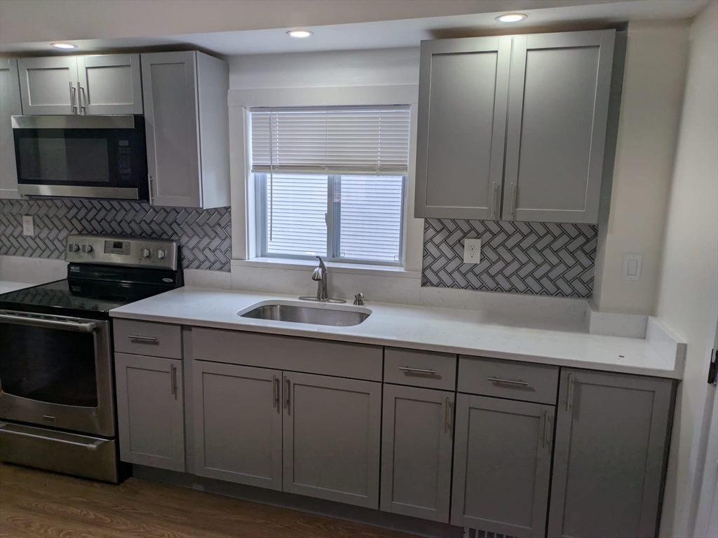 165 Grove St, Haverhill