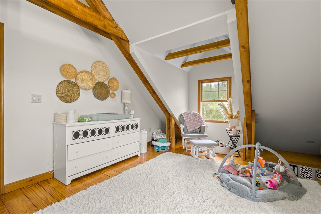 50 Mill Ln, Cohasset