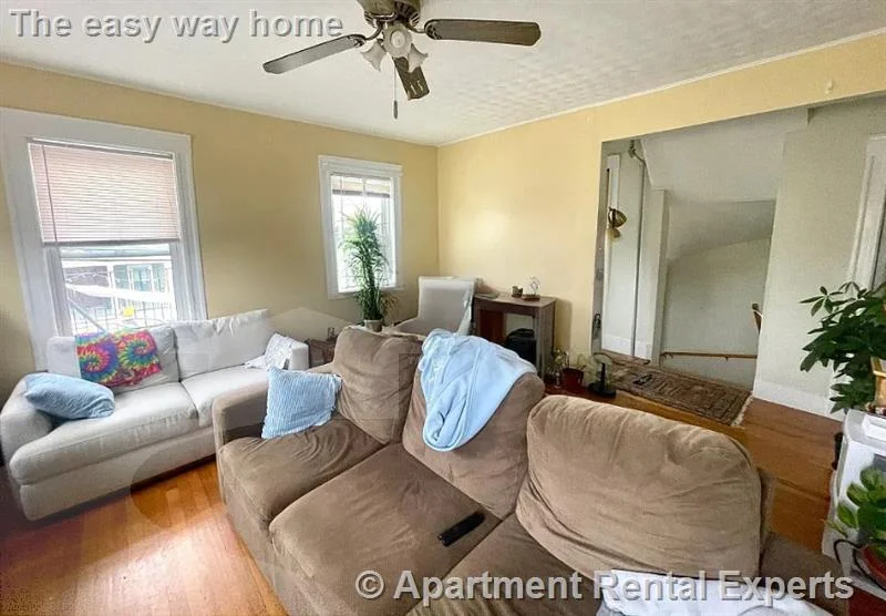 123 Winthrop St, Tufts