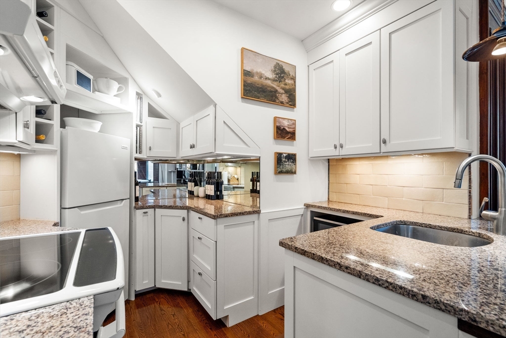 496 Columbus Ave, South End