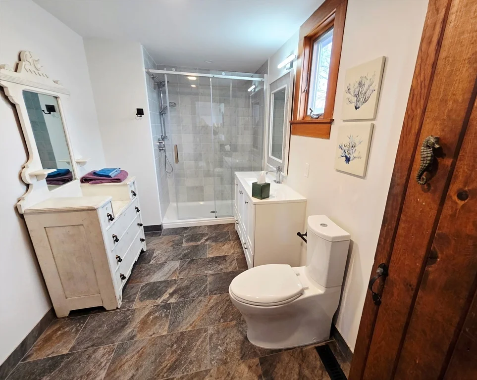 11 Sunset Dr, Plum Island