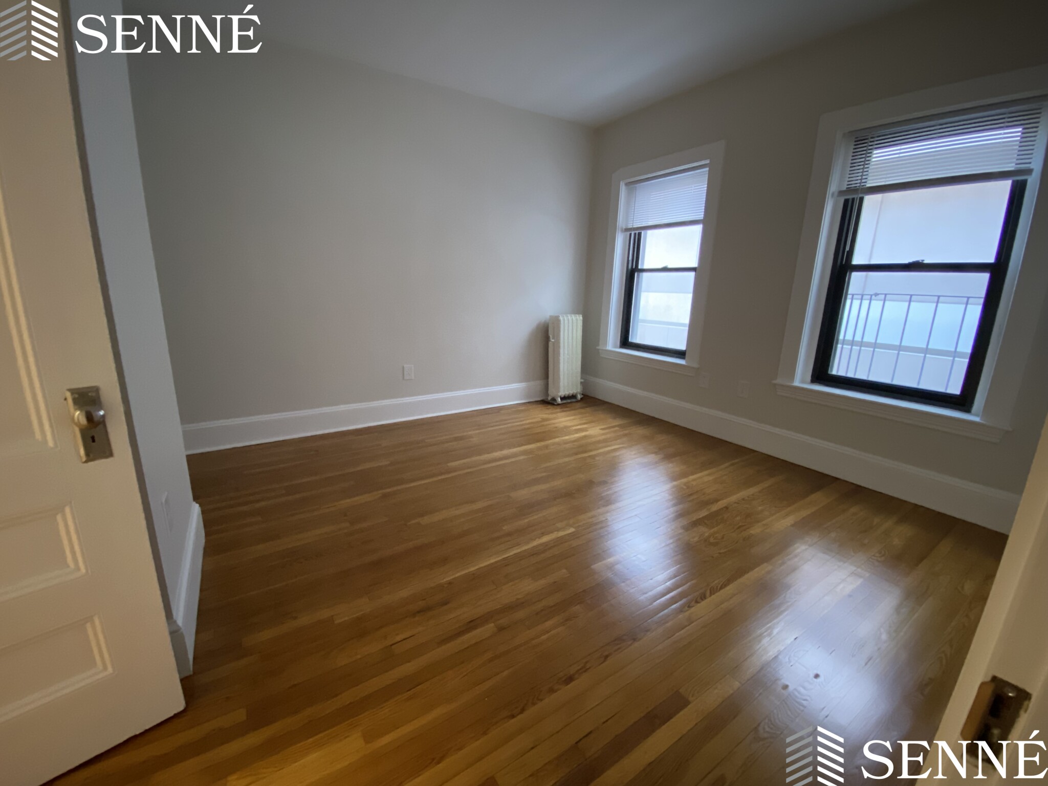 1039 Massachusetts Ave, Harvard Square