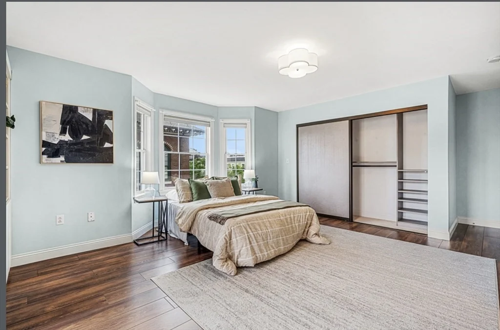 476 E 3rd St, South Boston