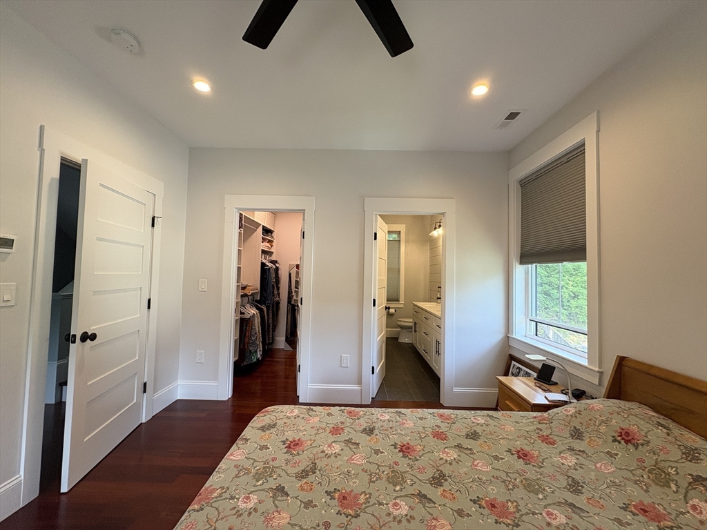 92 Dothan St, Arlington