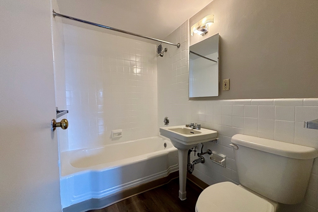 145 Pinckney St, Beacon Hill