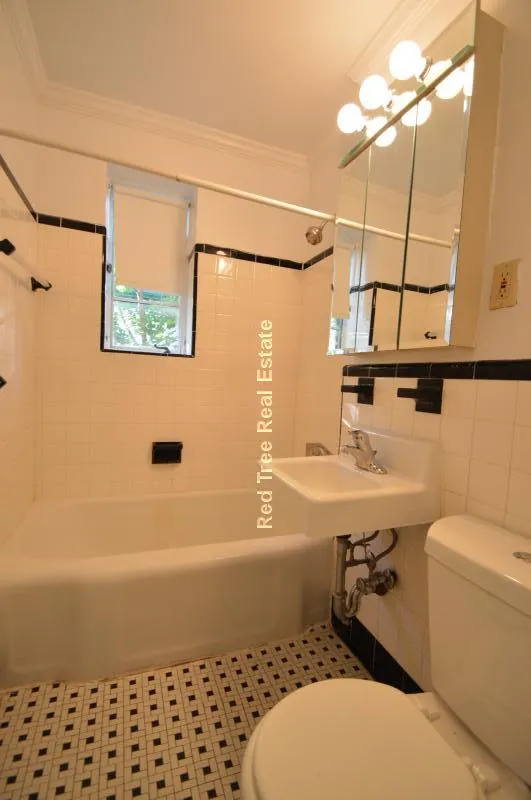 50 Alton Pl, Coolidge Corner