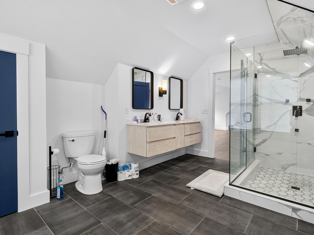 62 Governor Winthrop Rd, Ten Hills