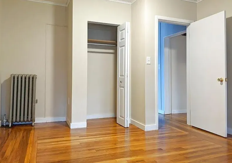 58 Buzzell Ln, South Medford