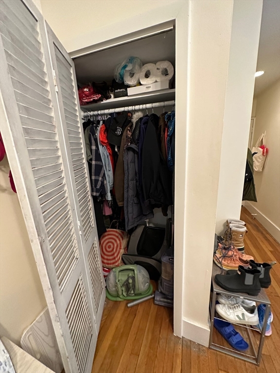 11 Irving St, Beacon Hill