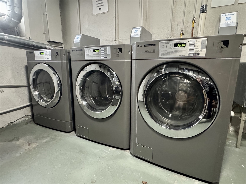 97 Spring St, West Roxbury