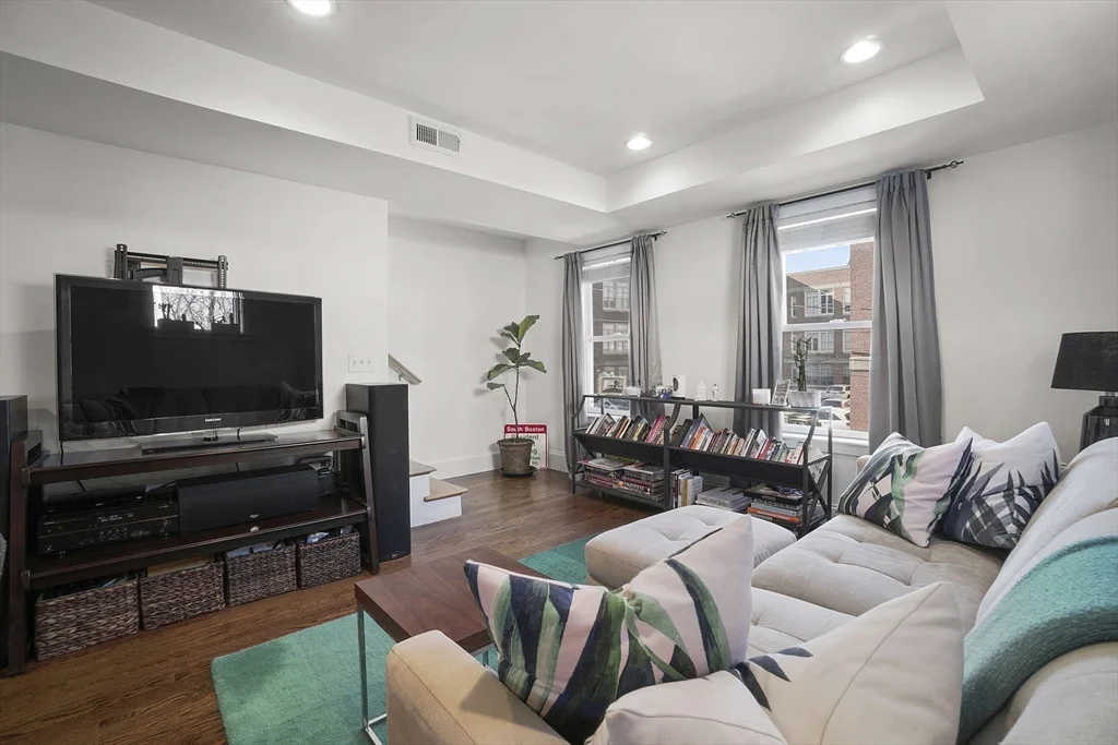 208-210 West 7th St, South Boston