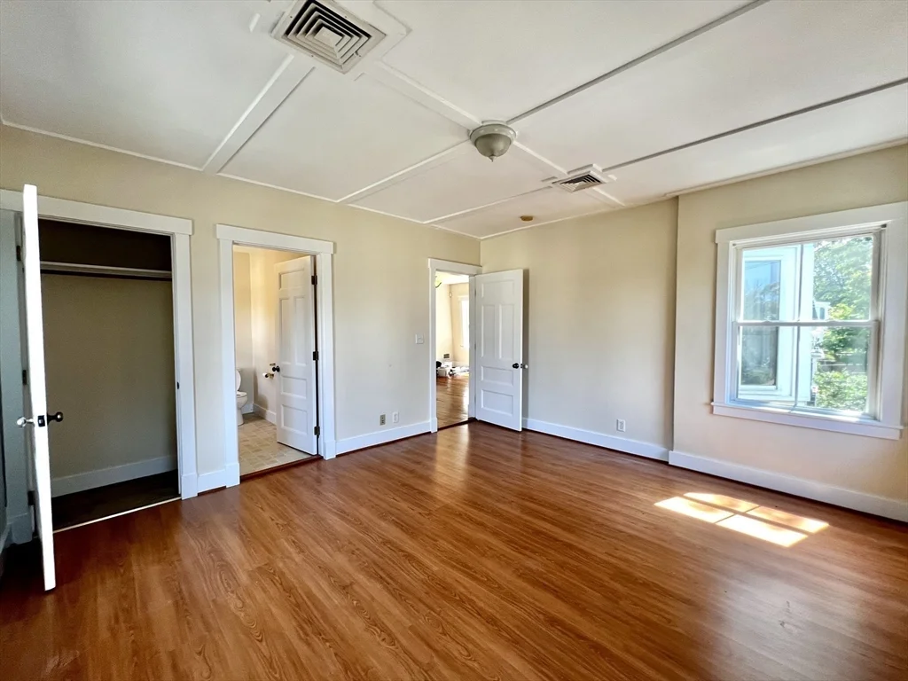 1 Fort Avenue Ter, Roxbury