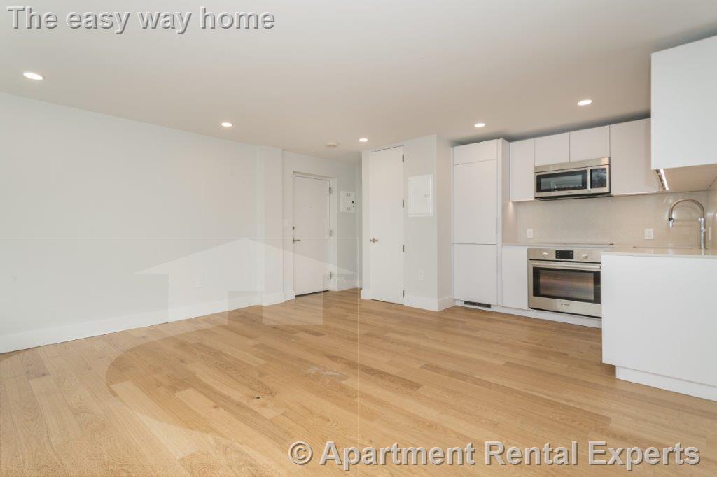 334 Harvard St, Harvard Square