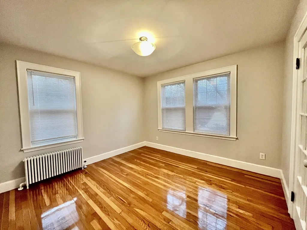 94 Glendale Rd, Quincy