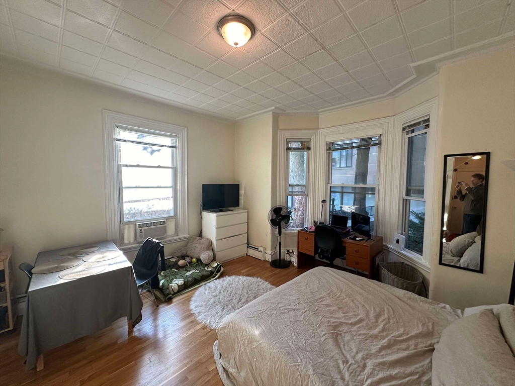 278 Harvard St, Mid-Cambridge
