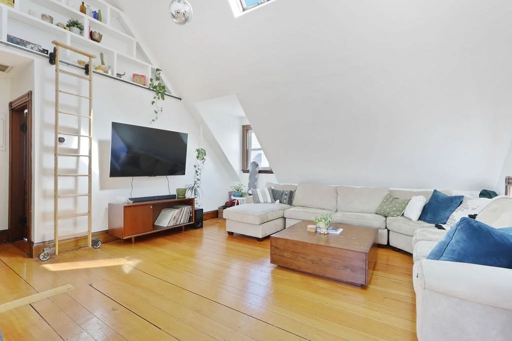 57 Harbor View, Dorchester