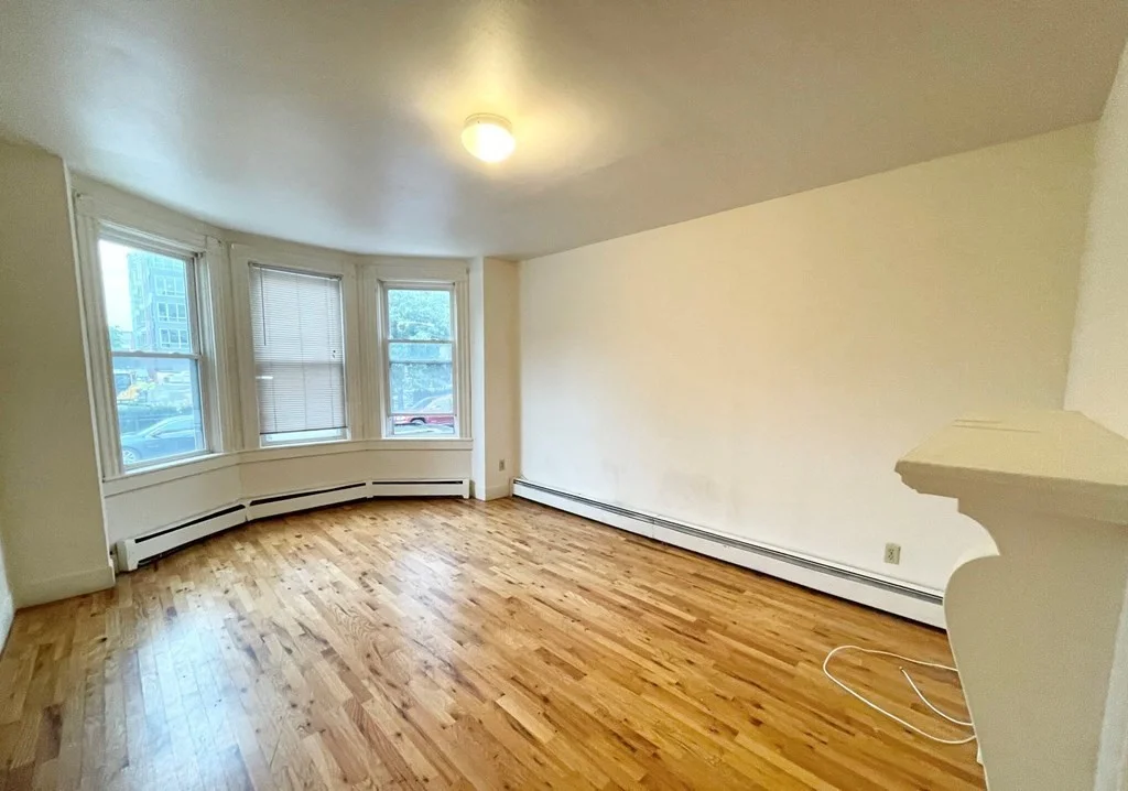 1574 Tremont St, Mission Hill