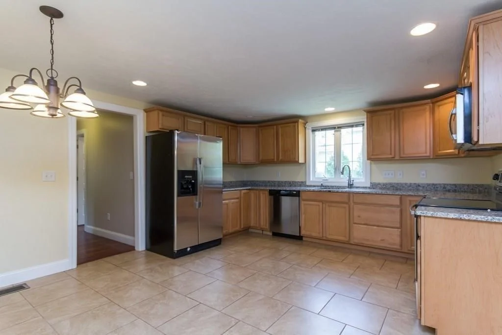36 Willowdale Rd, Groton