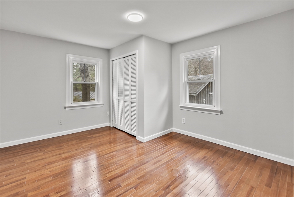 138 Walker Rd, Shirley