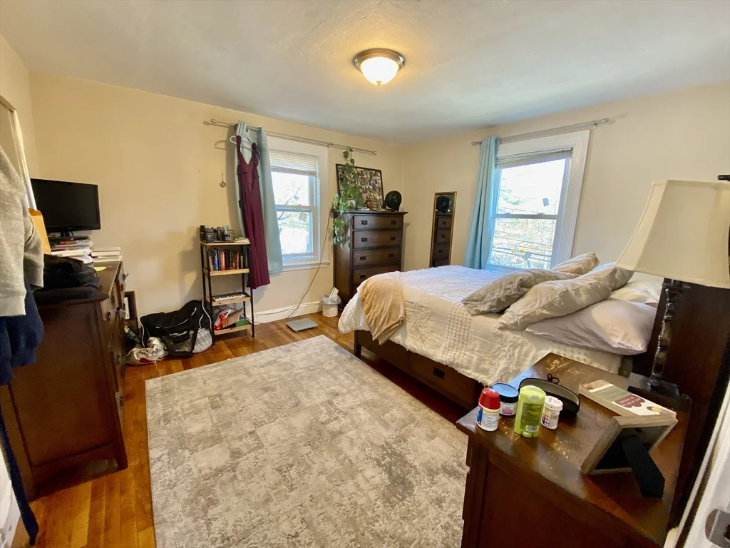 4907 Washington St, West Roxbury