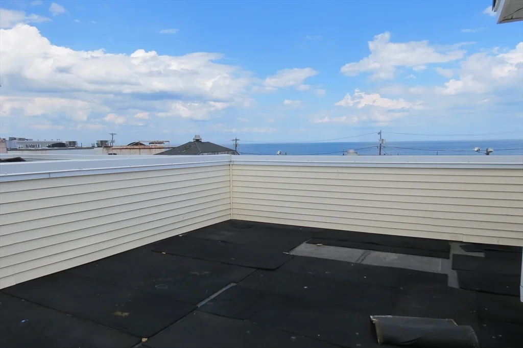 11 Railroad Ave, Salisbury