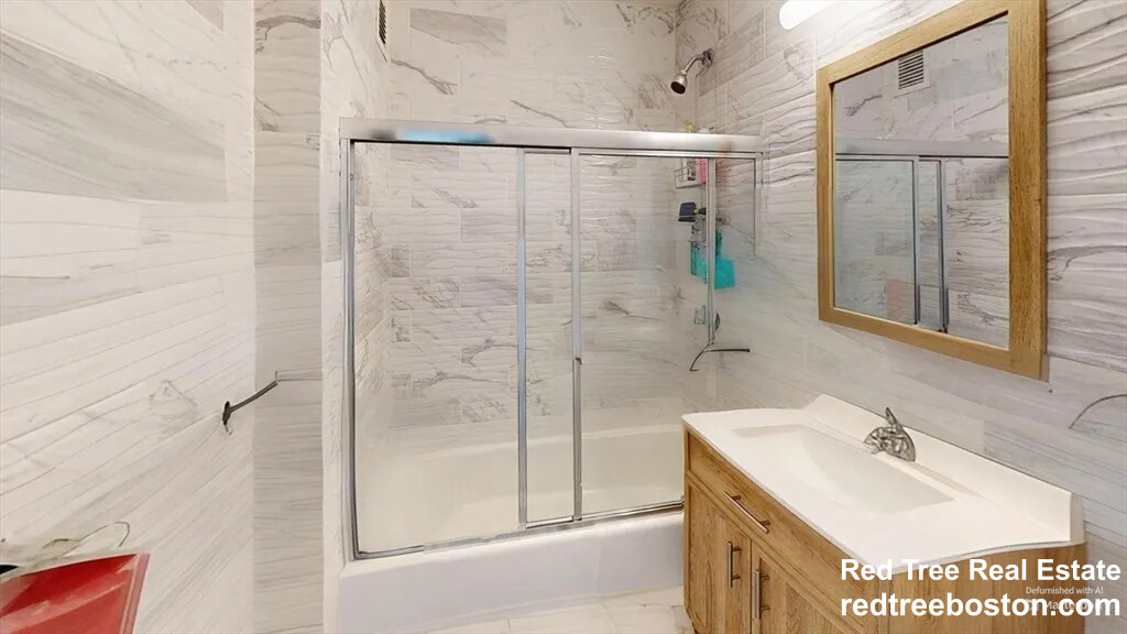 151 Tremont St, Midtown