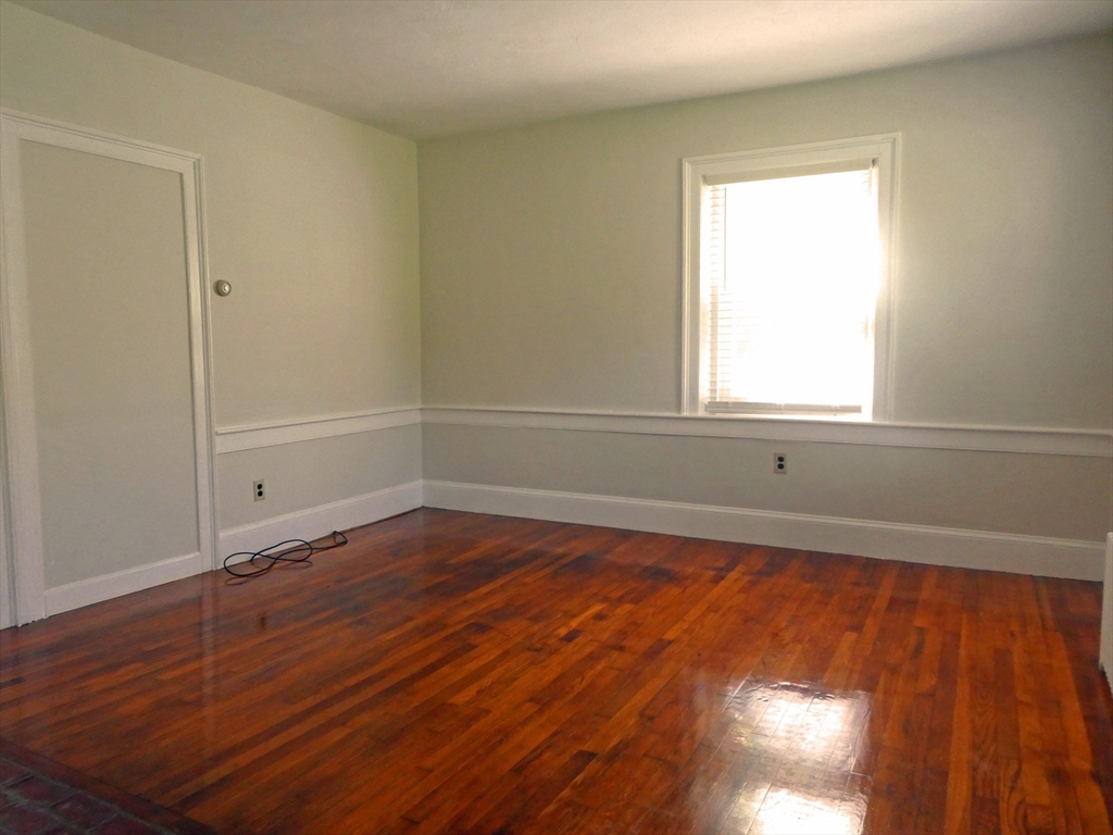 396 Pearl St, Brockton