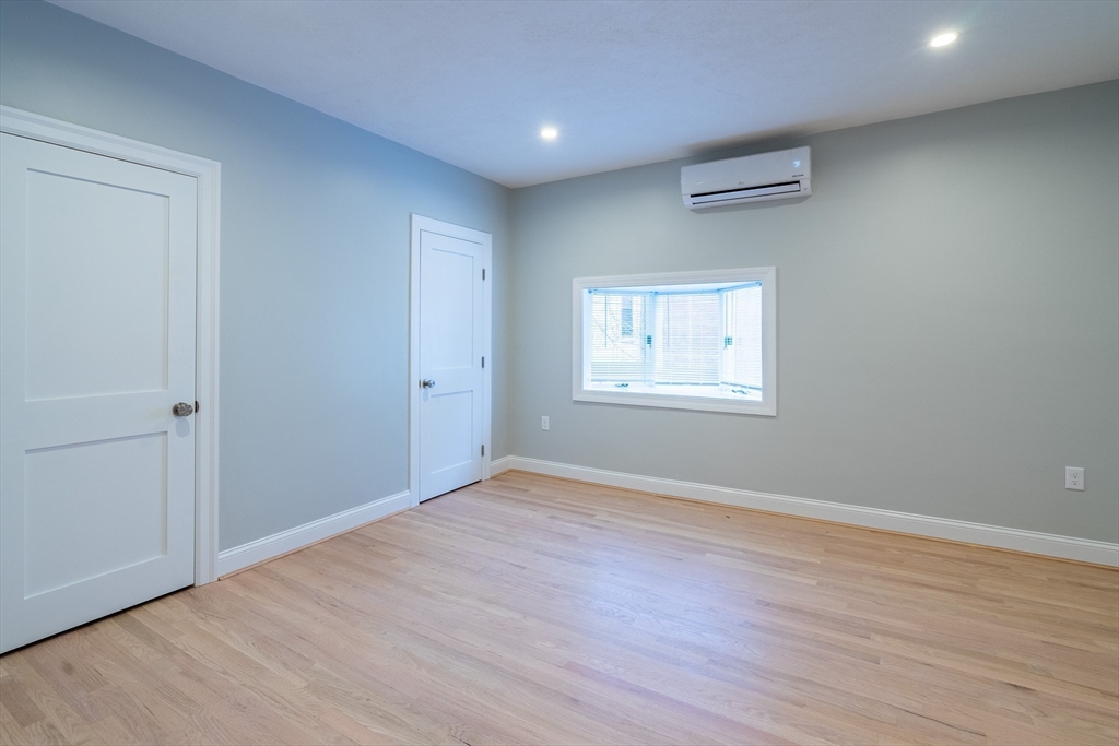 60 6th St, East Cambridge